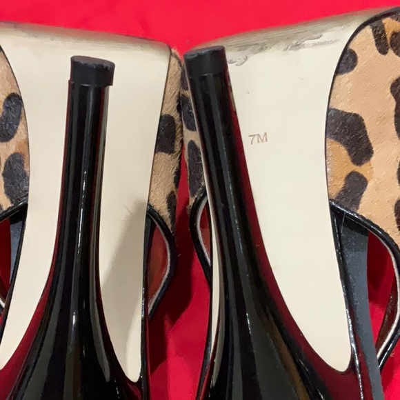 Guess Leopard Print Peep Toe Heels EUC - Size 7 - Picture 13 of 14